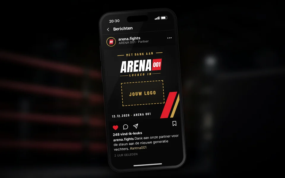 Voorbeeld post van @arena.fights op een telefoon met plek voor jouw logo